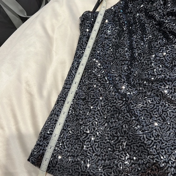 Tahari Sequins blouse - Picture 4 of 5